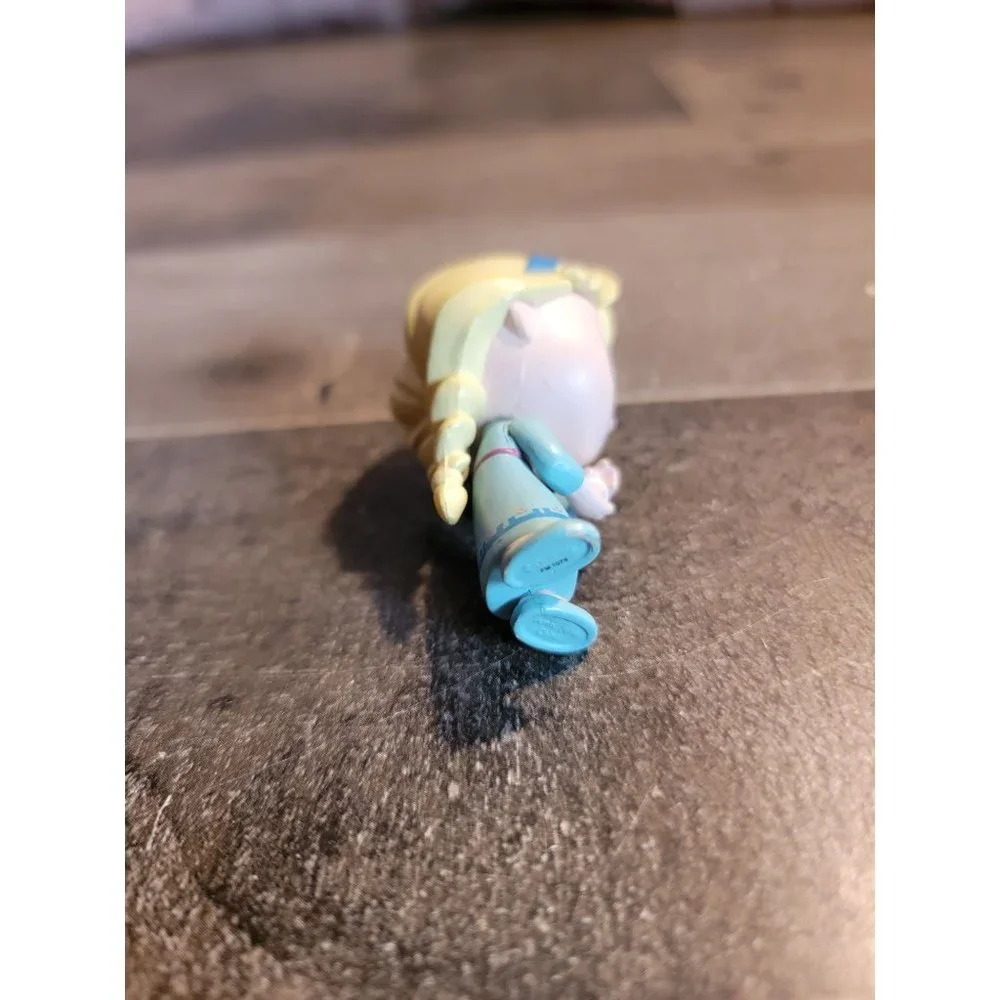 Young Elsa frozen Disney 2014 funko‎ toy figure